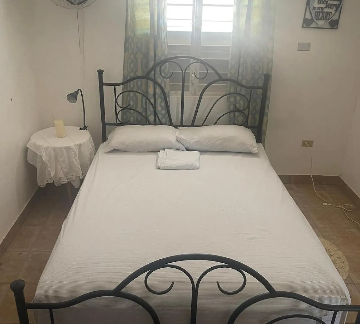 بيت للعطل فيلا House With A Jacuzzi And Solar Panels بوكويرون